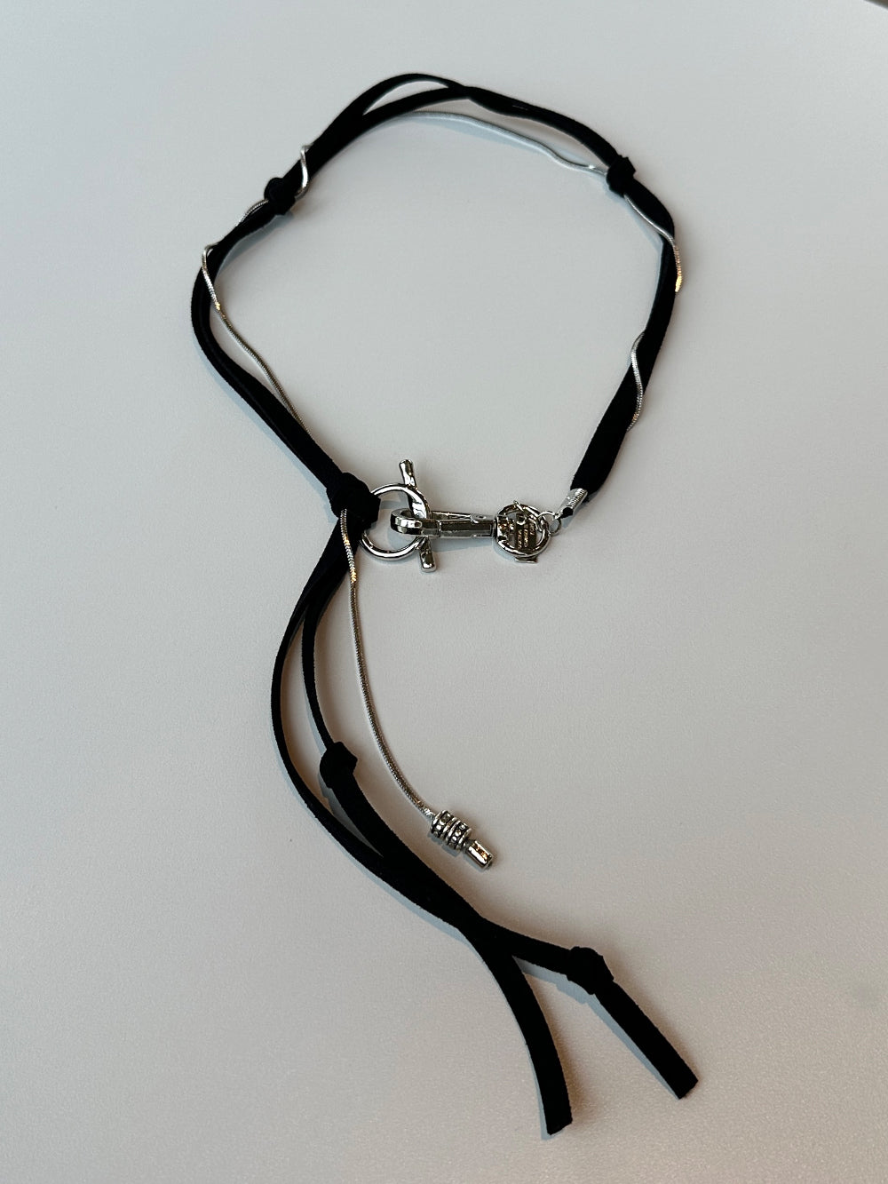 Minimalist Twine Circle Necklace