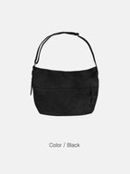 簡約 質感 麂皮 拉鍊 斜背包 / 2色