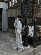 曲線剪裁 鉚釘 高領 外套 / 3色