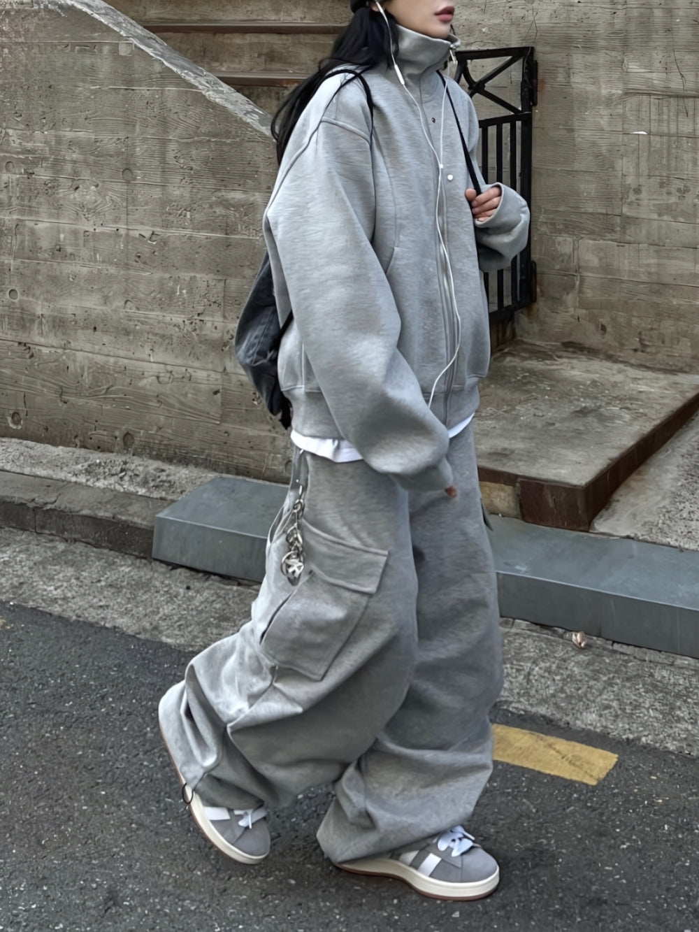 曲線剪裁 鉚釘 高領 外套 / 3色