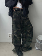 迷彩 厚磅 工裝 降落傘 彎刀褲 / 2色