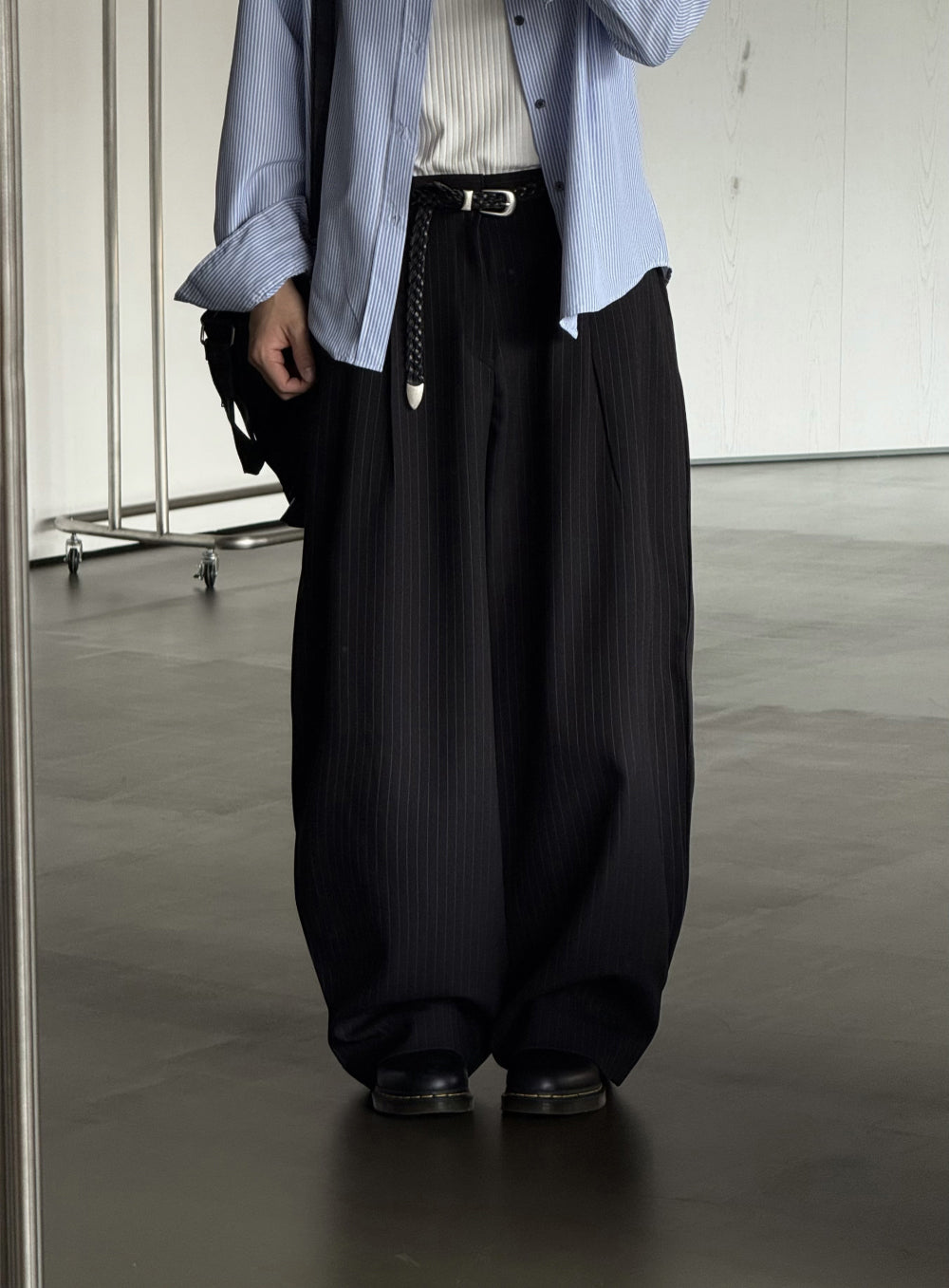 弧形 條紋 打褶 彎刀 西裝褲 / 2 色