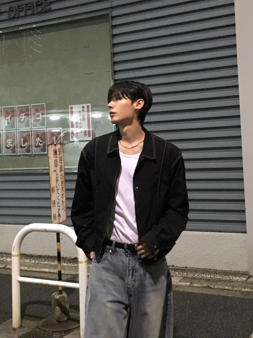 Two-Way Line Stitch Nylon Jacket