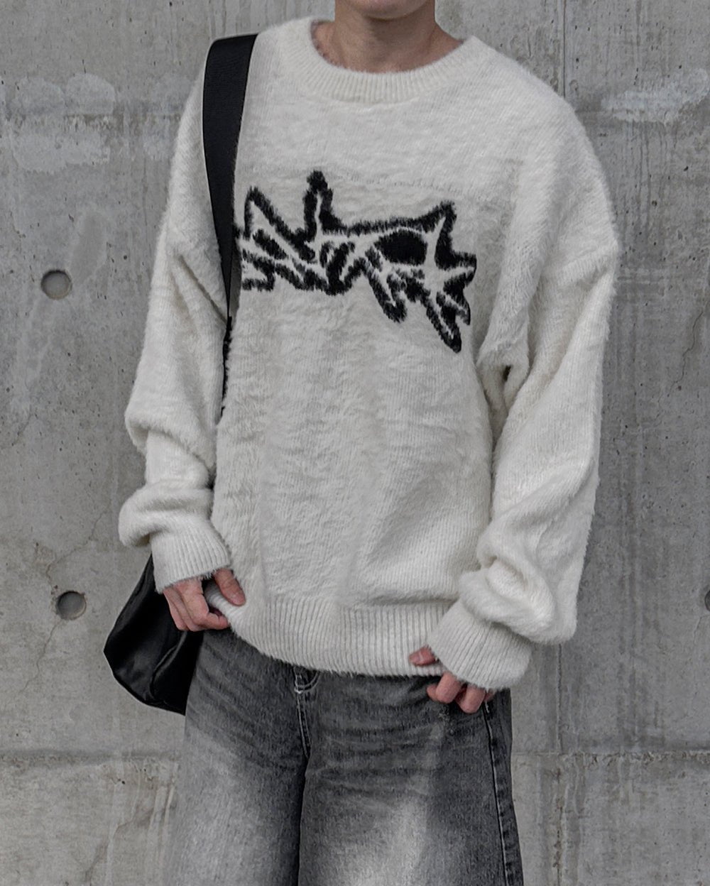 街頭 馬海毛 塗鴉 落肩 毛衣 / 3色 - WHATEVER STUDIO